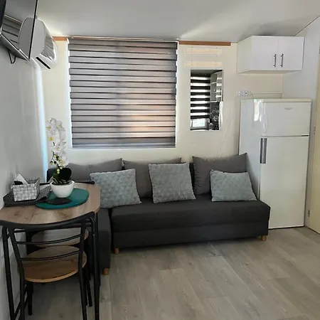 Lejlighed Dalmacia Mobile Homes And Caravans At The