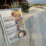 Dalmacia Mobilehome At The Beach * プリヴラカ