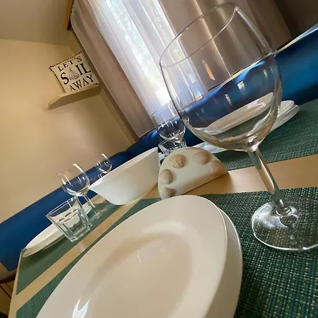 Apartman Dalmacia Mobilehome At The Beach *