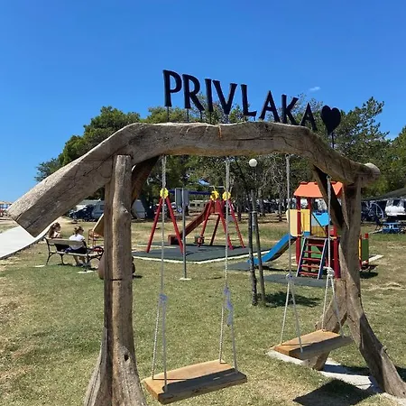 Dalmacia Mobilehome At The Beach Апартаменты Привлака