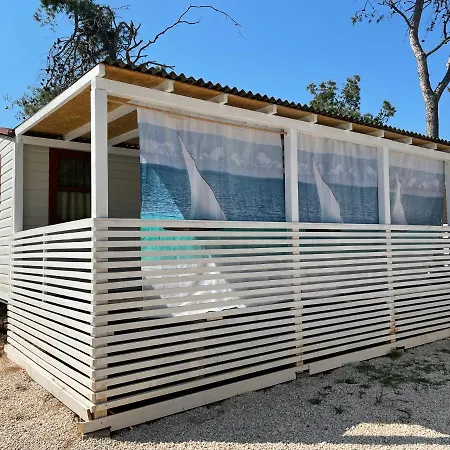 Dalmacia Mobile Homes And Caravans At The Apartment *
