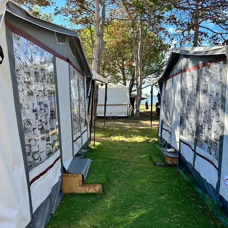 Dalmacia Mobile Homes And Caravans At The Apartamento