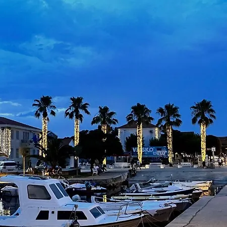 Dalmacia Mobilehome At The Beach Apartman
